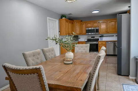 Dining - 1101 Redbud Dr, Mena, AR 71953 photo 2 of 2
