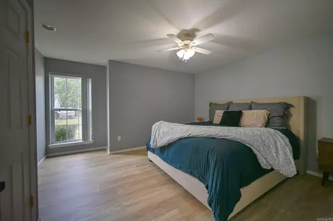 Bedroom - 1101 Redbud Dr, Mena, AR 71953 photo 4 of 5