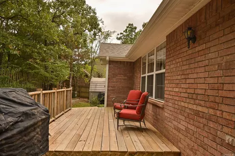 Exterior - 1101 Redbud Dr, Mena, AR 71953 photo 5 of 12