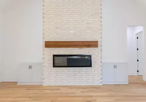 Living - 6047 Charley Pl, Benton, AR 72019 photo 5 of 5