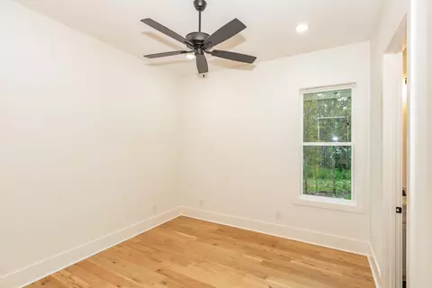 Bedroom - 6047 Charley Pl, Benton, AR 72019 photo 2 of 2