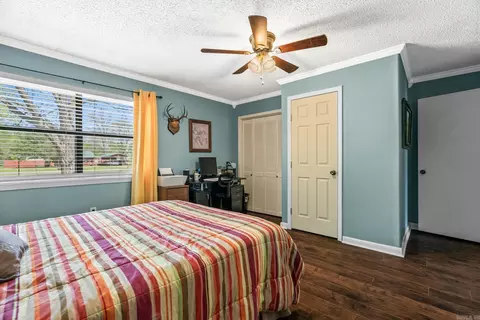 Bedroom - 13402 Old River Dr, Scott, AR 72142 photo 3 of 5