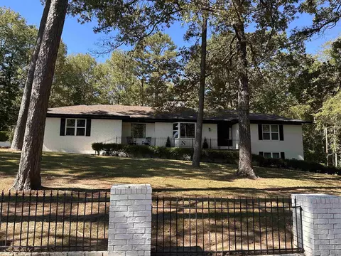 Exterior - 137 N Pine St, Mount Ida, AR 71957 photo 2 of 8