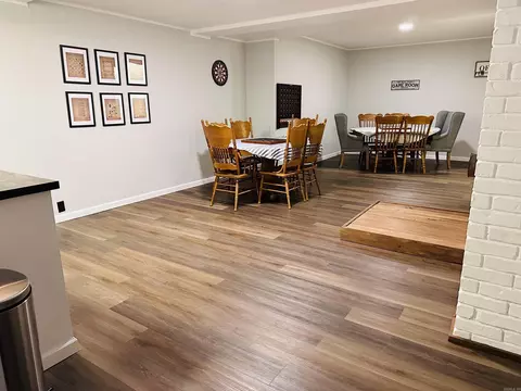 Dining - 137 N Pine St, Mount Ida, AR 71957 photo 3 of 4