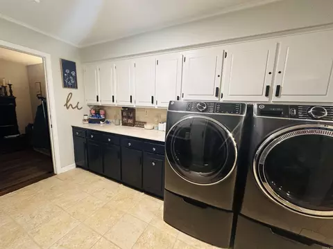 Other - 137 N Pine St, Mount Ida, AR 71957 photo 1 of 5