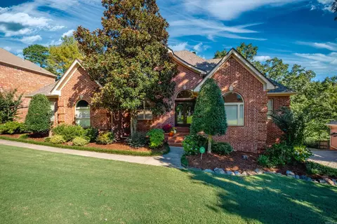 22 Margeaux Dr, Little Rock, AR 72223