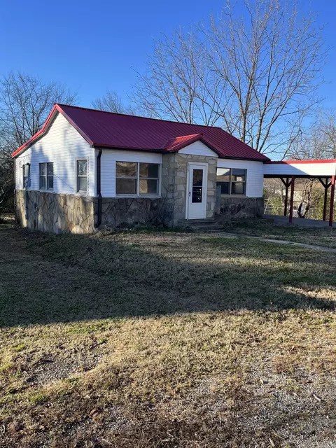 316 North St, Salem, AR 72576
