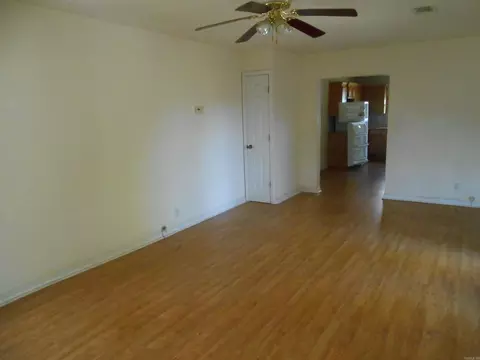 Living - 136 Third St, Clinton, AR 72031 photo 2 of 3