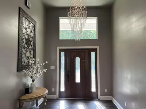 Entry Way - 4207 Mayberry, Pine Bluff, AR 71603 photo 1 of 3