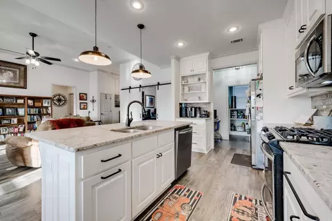 Kitchen - 1875 Josh, Conway, AR 72034 photo 4 of 6