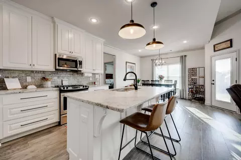 Kitchen - 1875 Josh, Conway, AR 72034 photo 1 of 6