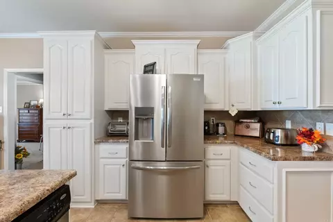 Kitchen - 3001 Westview Ln, Cabot, AR 72023 photo 5 of 6
