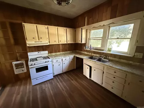 278 E Prairie St, De Valls Bluff, AR 72041 photo 8