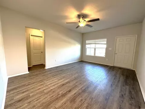 Living - 14 Spring Rdg, Conway, AR 72032 photo 2 of 2