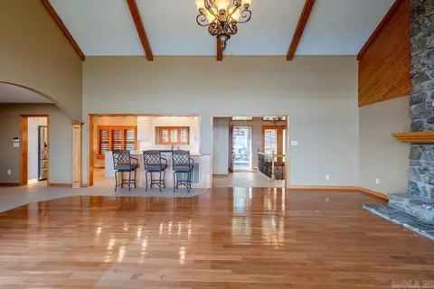 Living - 75 E Bluff Dr, Quitman, AR 72131 photo 5 of 8