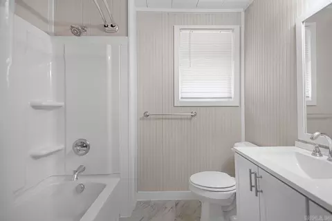 Bath - 712 S Border St, Benton, AR 72015 photo 1 of 1