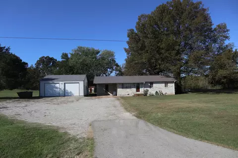2577 62 E, Salem, AR 72576