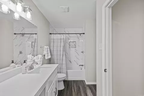 Bath - 31 Oakland Cir, Austin, AR 72007 photo 2 of 6