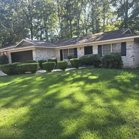 5823 Liberty Cv, Little Rock, AR 72209