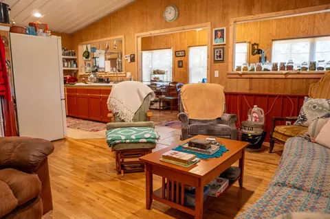 Living - 661 Cricket Pass Rd, Camp, AR 72520 photo 4 of 6