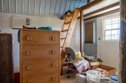Bedroom - 661 Cricket Pass Rd, Camp, AR 72520 photo 3 of 6
