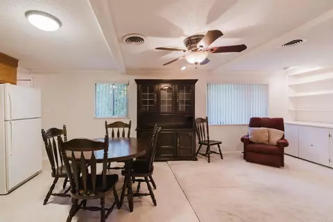 Dining - 1100 Watson Place St, Benton, AR 72015 photo 3 of 3