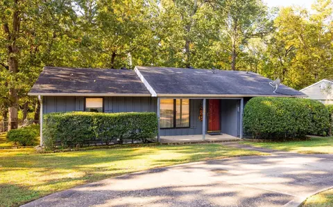 Exterior - 1100 Watson Place St, Benton, AR 72015 photo 2 of 9
