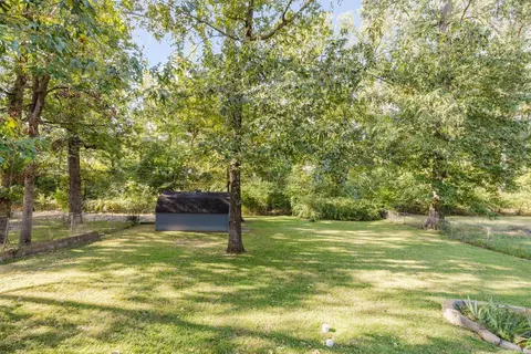 Exterior - 1100 Watson Place St, Benton, AR 72015 photo 5 of 9