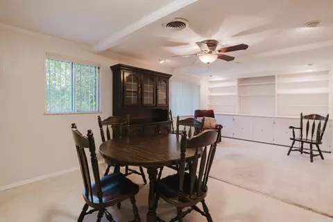 Dining - 1100 Watson Place St, Benton, AR 72015 photo 2 of 3