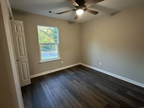 Bedroom - 921 Athens Ln, Benton, AR 72015 photo 6 of 6