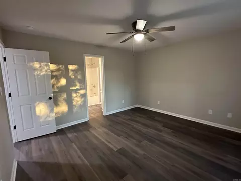 Bedroom - 921 Athens Ln, Benton, AR 72015 photo 2 of 6