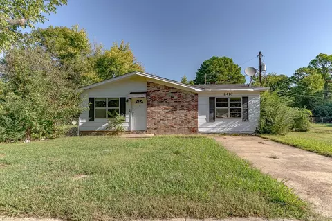 2410 Westacre Dr, Jonesboro, AR 72401