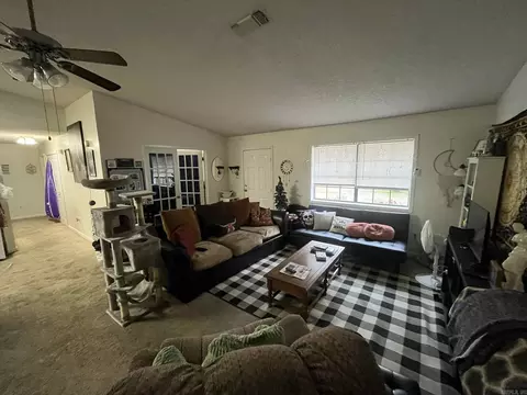 Living - 1407 Mena St, Mena, AR 71953 photo 2 of 2