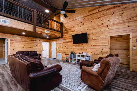 Living - 9 Smith Ln, Bigelow, AR 72016 photo 1 of 2