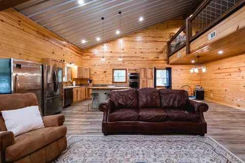 Living - 9 Smith Ln, Bigelow, AR 72016 photo 2 of 2