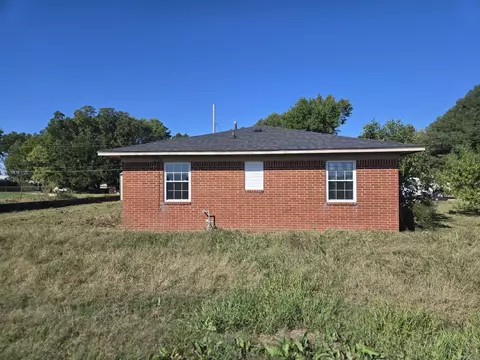 Exterior - 13898 E 18 Hwy, Newport, AR 72112 photo 4 of 6