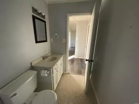 Bath - 13898 E 18 Hwy, Newport, AR 72112 photo 3 of 3