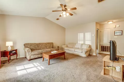 307 E Center St, Morrilton, AR 72110 photo 6