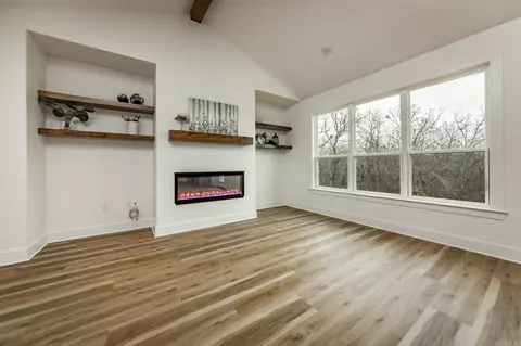 Living - 972 Augusta St, Cabot, AR 72023 photo 4 of 4