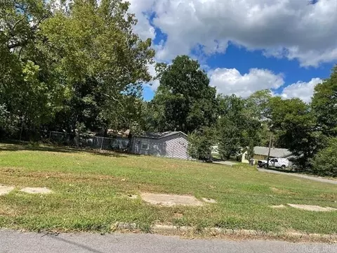 600 W Woodruff, Searcy, AR 72143
