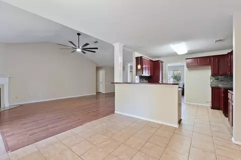 1814 Pleasant Pointe Cir, Bryant, AR 72022 photo 9