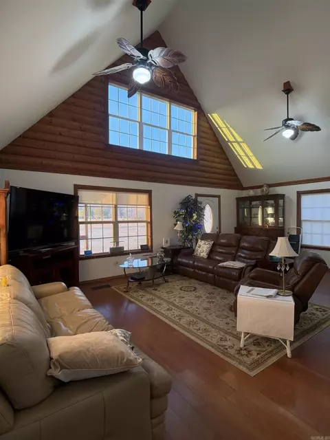 214 Noah Ln, El Paso, AR 72045 photo 5