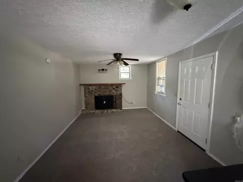 10065 Lemon Ln, Plainview, AR 72857 photo 4