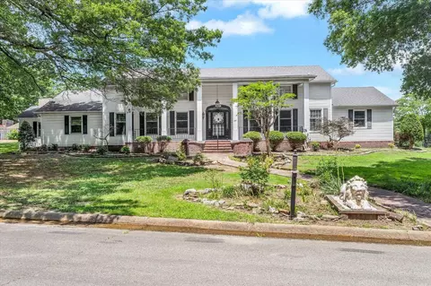 900 Melton Dr, Jonesboro, AR 72401