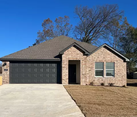 1407 Ridgefield Cir, Searcy, AR 72143