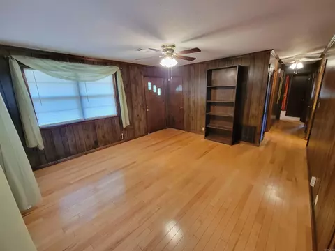 518 Pine St, Clinton, AR 72031 photo 7
