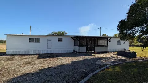 1001 Tamo River Rd, Grady, AR 71644 photo 1