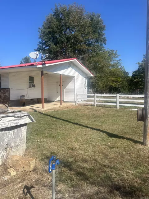 550 Pine Grove Rd, Concord, AR 72523