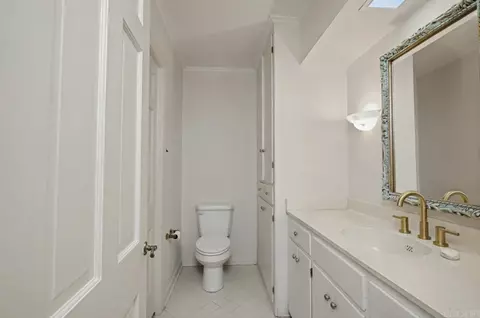 Bath - 13 Jefferson Pl, Pine Bluff, AR 71603 photo 1 of 2