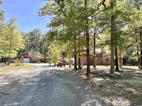 Exterior - 4440 Divoky Rd, Pine Bluff, AR 71603 photo 2 of 9